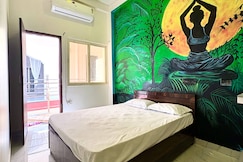 Mountain view Room 15 minutes Ganga walk, Rishikesh