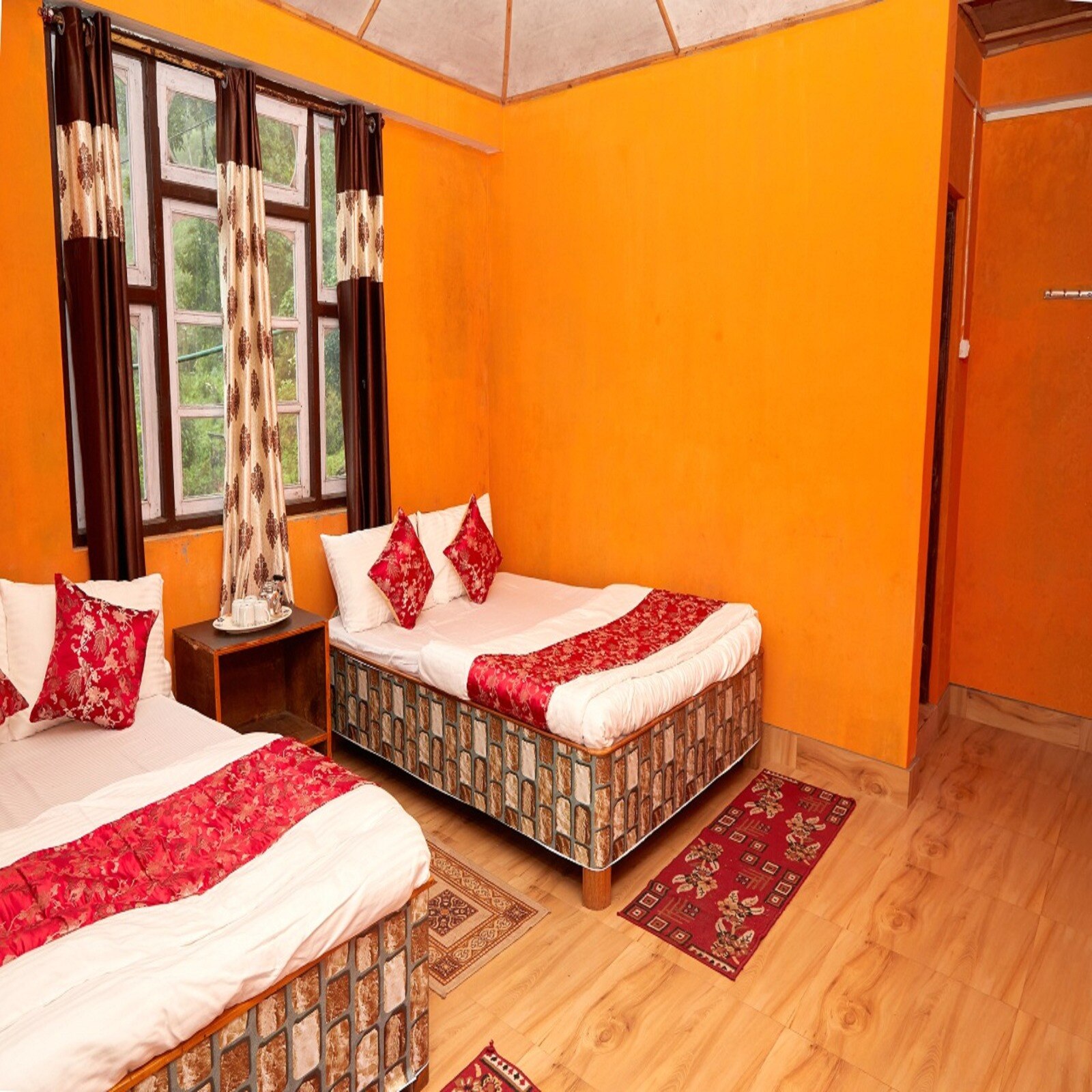 Hill Homestays Mankhim - Tap to explore photos