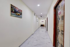 Hotel O The Hotel City Plaza, Ghaziabad