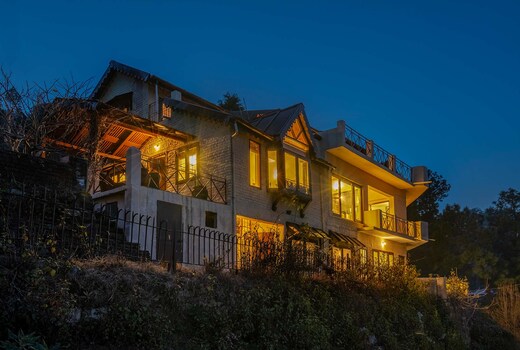 StayVista | Chinar Villa