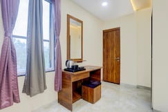 Hotel O Sacred Tree, Indore