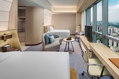 InterContinental Hotels CHONGQING RAFFLES CITY, Zunyi