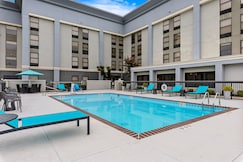 Hampton Inn Florence Midtown, Colbert