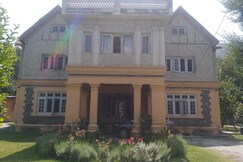 Lalteen Heritage, Srinagar