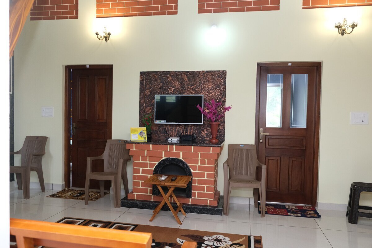 Chinmyee Homestay - Tap to explore photos