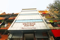 Westend Holiday  Home Near Nizamuddin Railway Station, Delhi