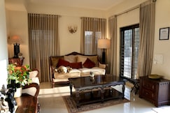 3BHK Villa (AC/TV/Wi- Fi) - Woodpecker by Cucoo Stayz, Nashik