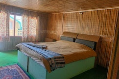 PangTso Cottage Pangong, Pangong