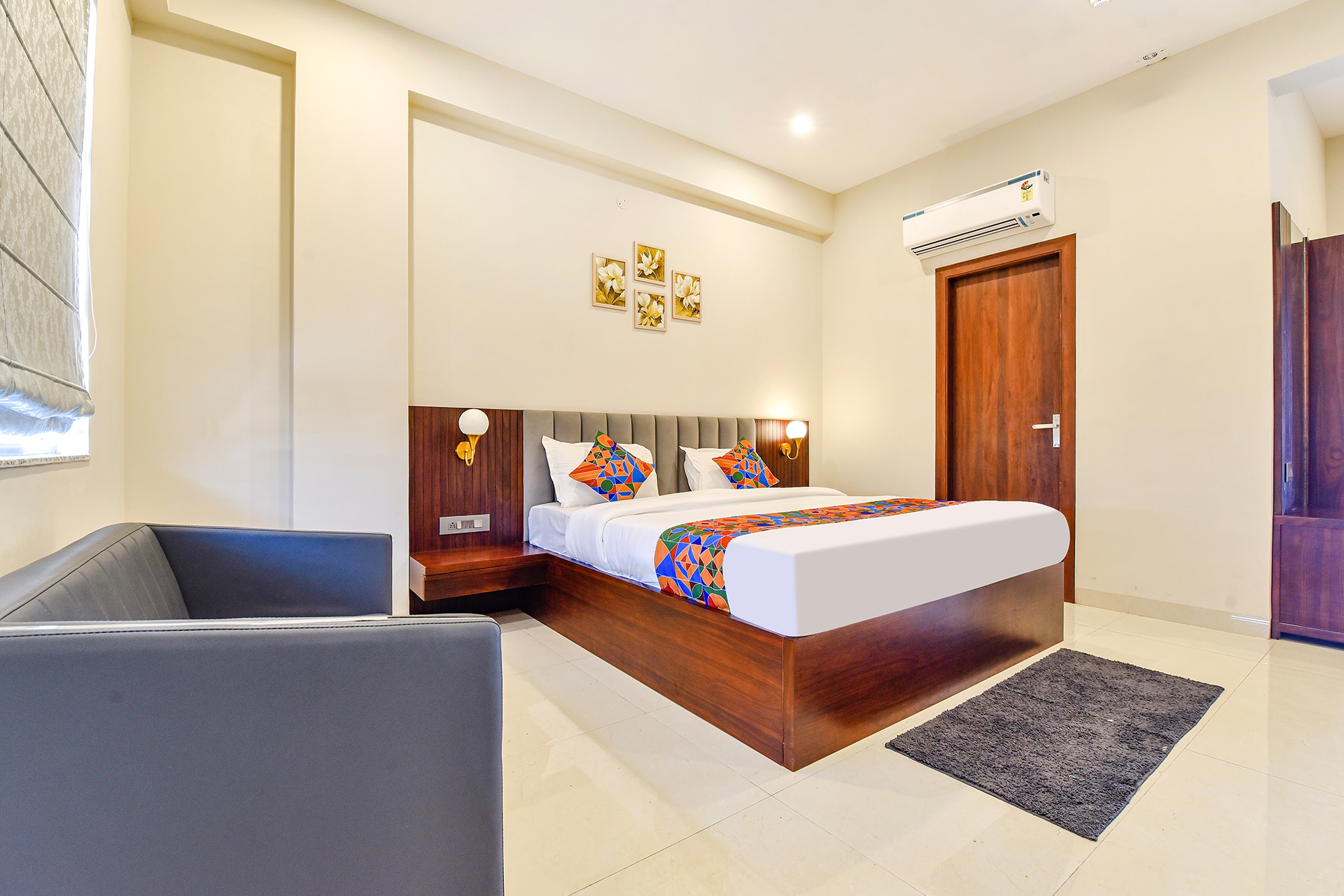 FabHotel Pravaasam Residency - Tap to explore photos