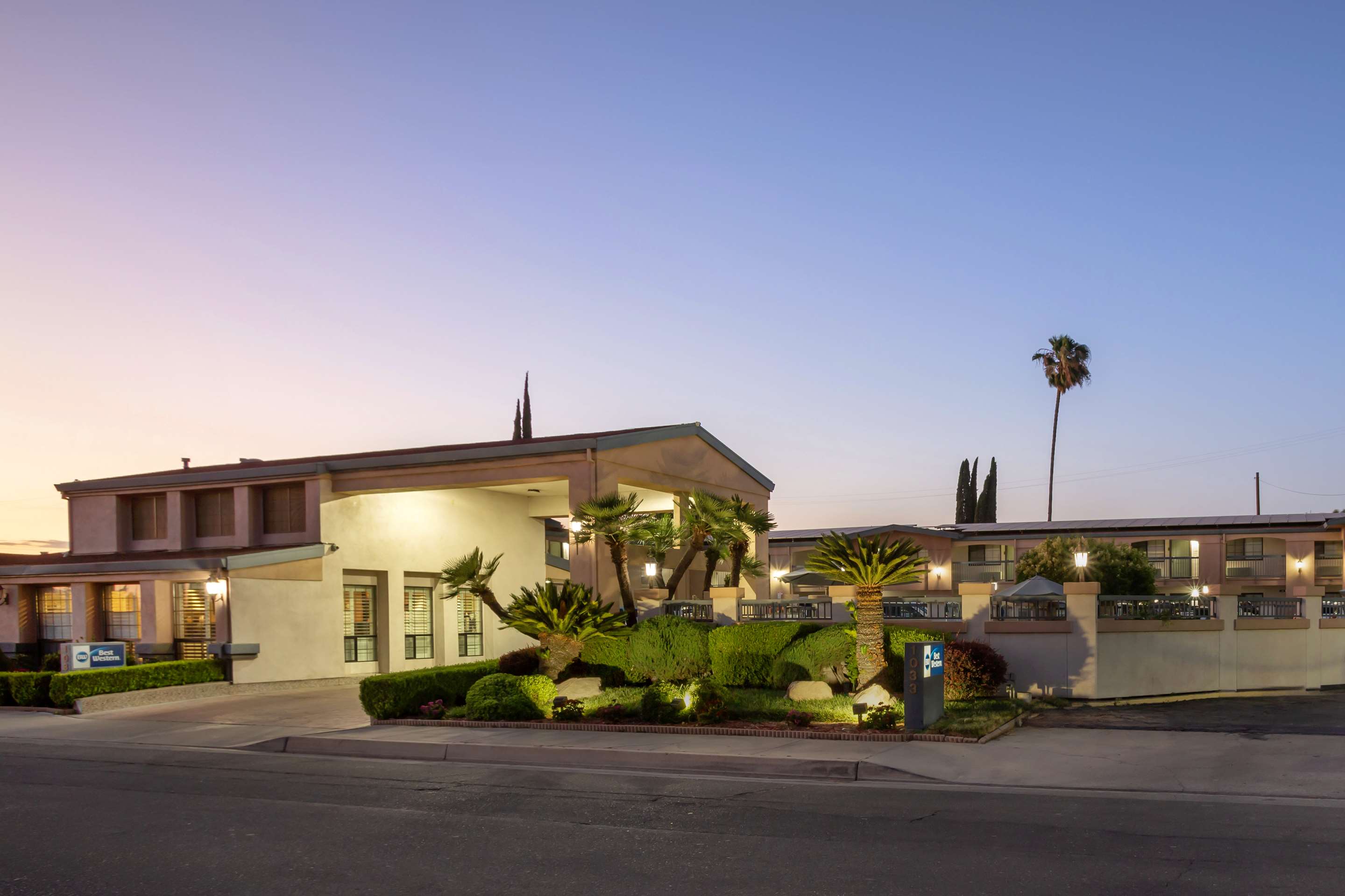 Best Western Inn - Tap to explore photos