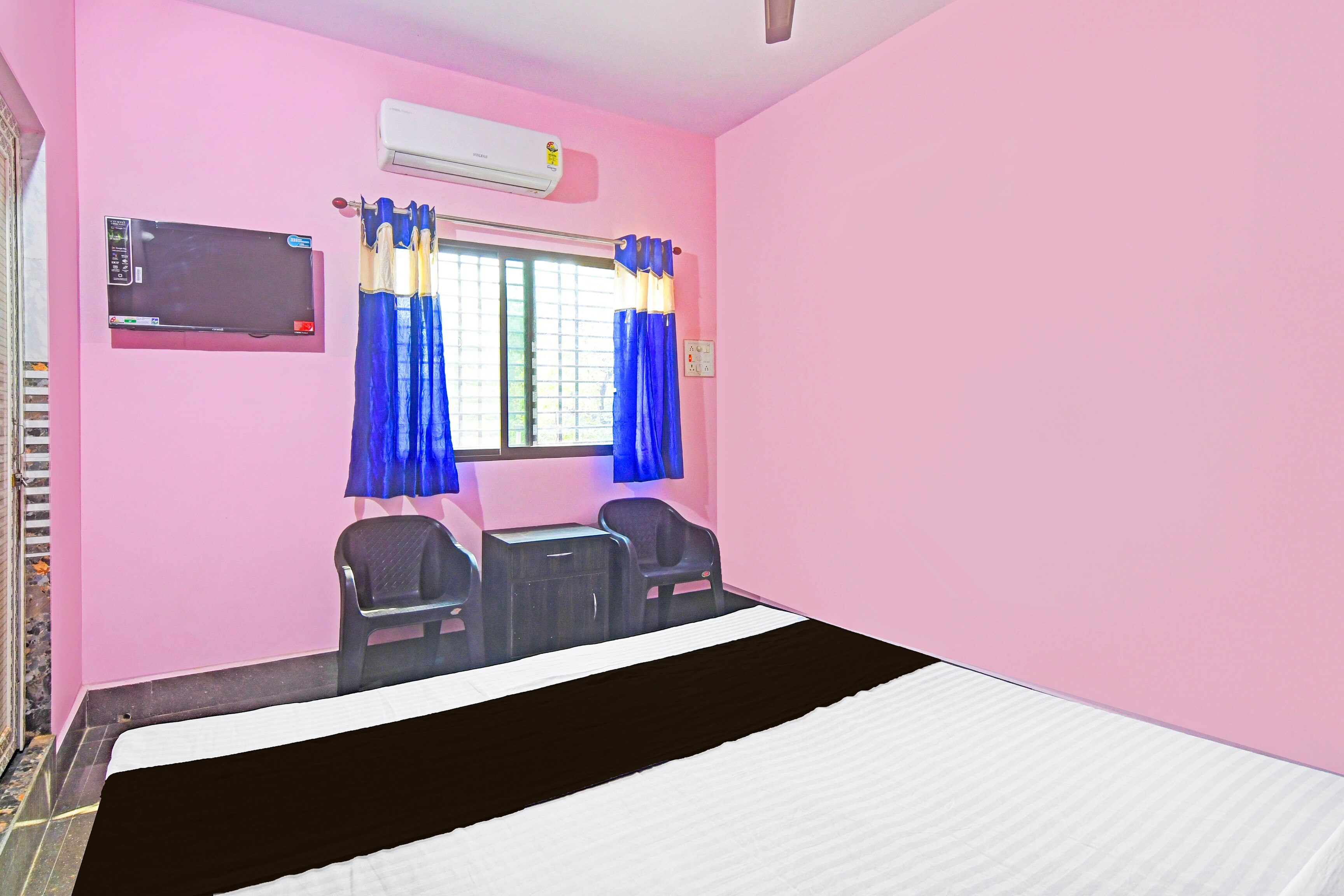 Hotel O Sneha Lodge & Banquet Hall - Tap to explore photos