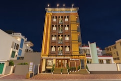 Sterling Varanasi, Varanasi