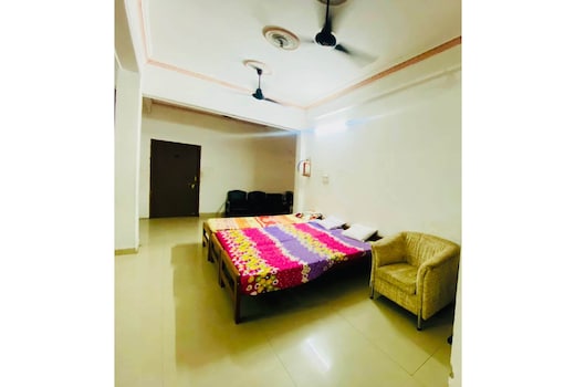 J C Guest House