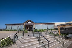 Ayla Grand Hotel, أل العين