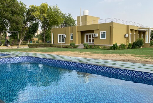 Raas Vilas - 4BHK Boutique Farm House with 2Pools