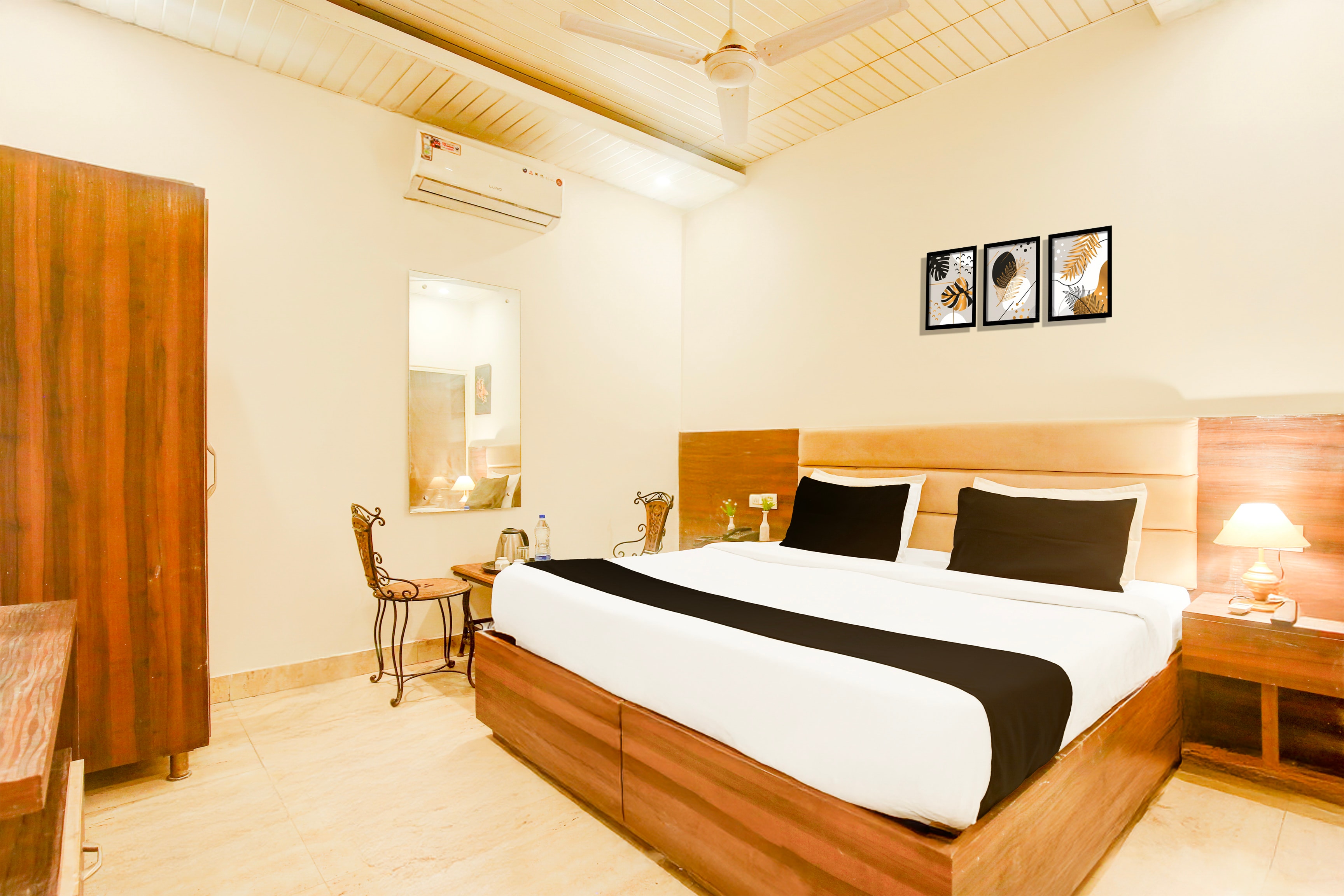 Super Hotel O Chandigarh Road Formerly Royal Woods - Tap to explore photos