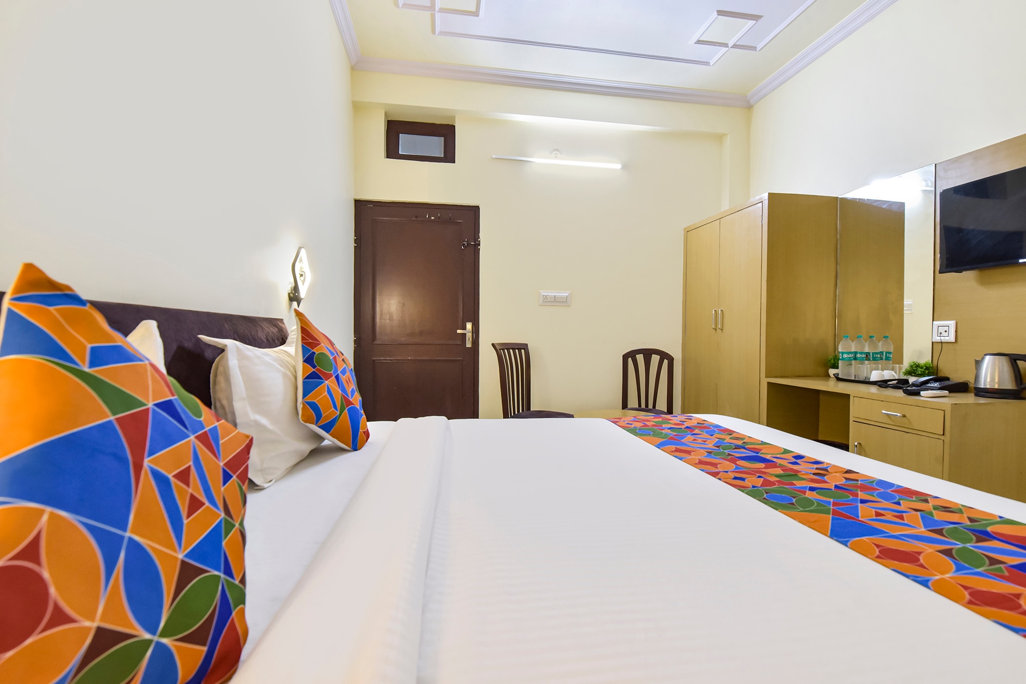 FabHotel Silver Stay 04 - Ahinsa circle - Tap to explore photos
