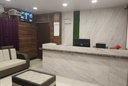 Hotel O Shyama Palace
