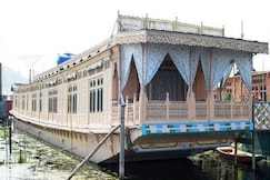 Howrah Group Of Houseboats, Srinagar