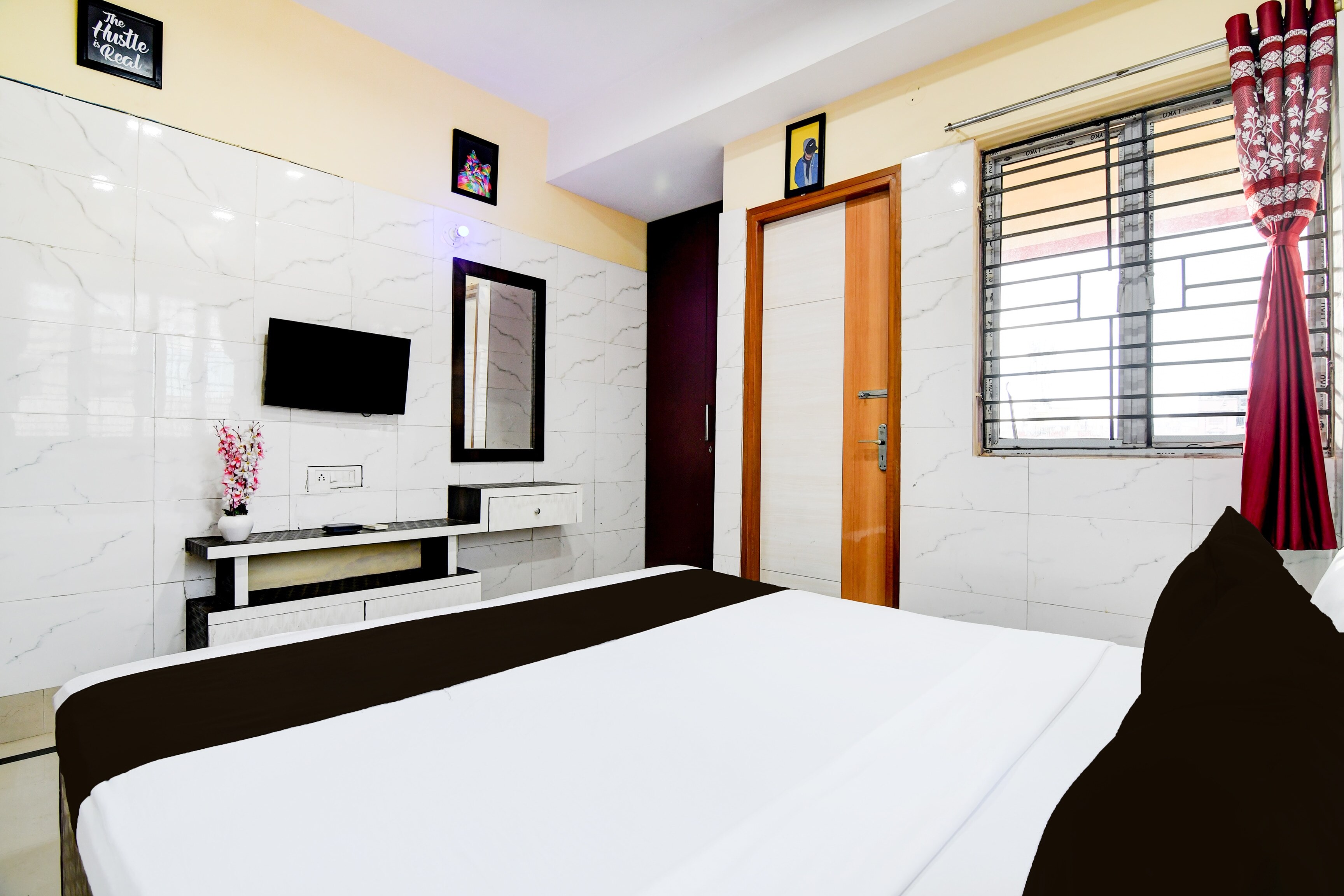 Hotel O Nirwana Guest House 2 - Tap to explore photos