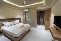 FabHotel Mood Inn, Thane