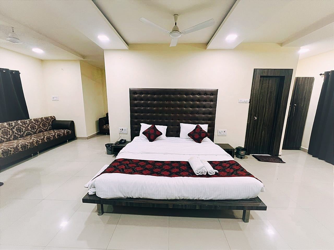 HOTEL UDYAM GLORY - Tap to explore photos