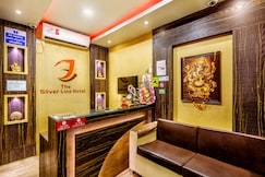 The SilverLine Hotel, Kolkata