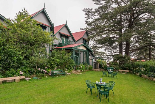 StayVista | Sidhowal Lodge