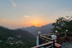 Sweet Home Sunset Resort (free Planet Watching), Nainital