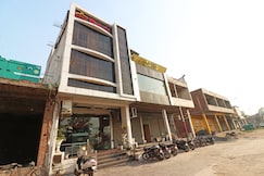 Hotel Mehfil, Rajpura