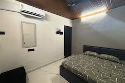 4 Ensuite Cozy Place Hub of Mumbai Andheri, Mumbai