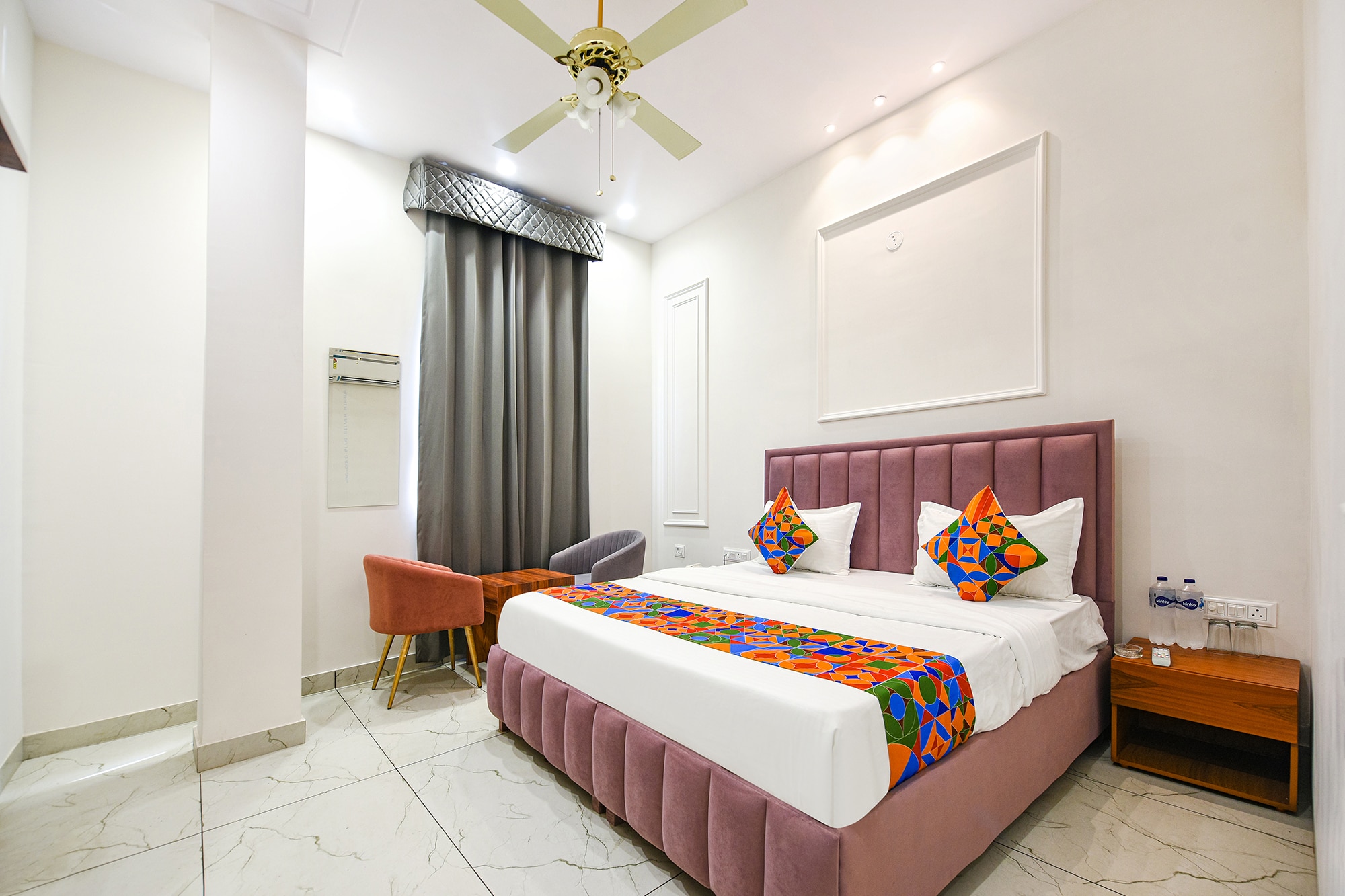 FabHotel K9 Ovilas - Tap to explore photos