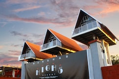 Manshas High  5 Resort, Satara