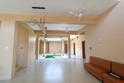 Parin Hotel And Resort, Ganpatipule