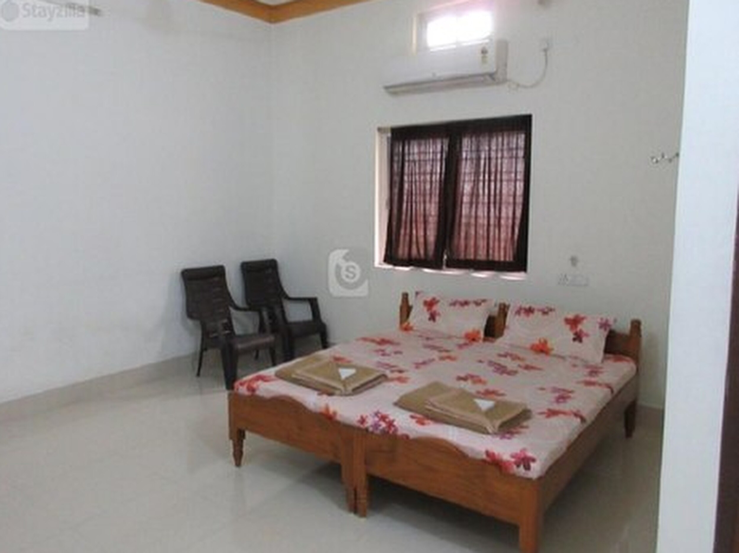 Hotel aashirwad - Tap to explore photos