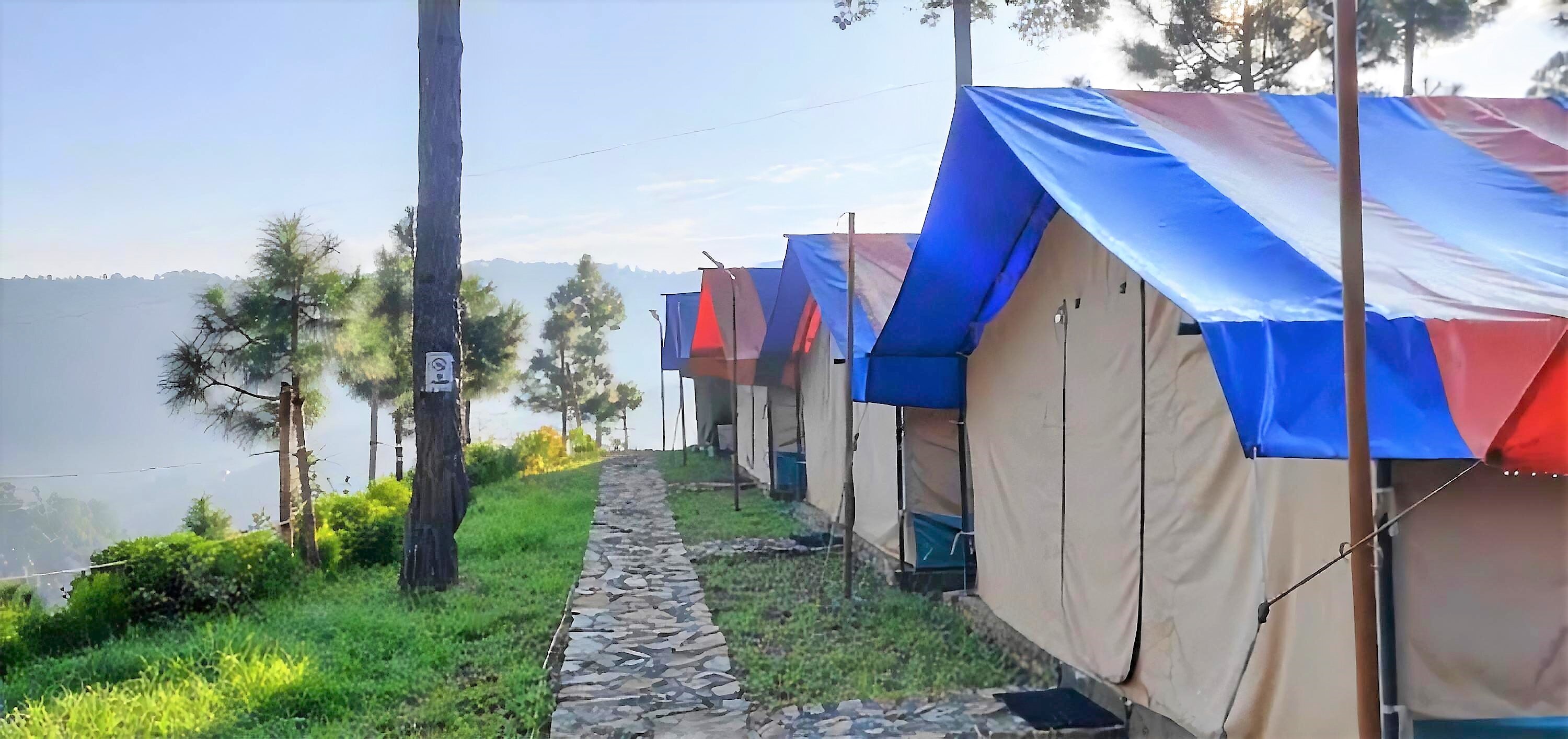 Captain Hills Camps and Resorts - Tap to explore photos