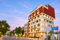Hotel Yuvraj Prime - Opp. Gandhi Nagar Railway Station, Jaipur