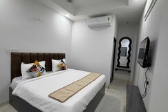HOTEL O T9T, Indore