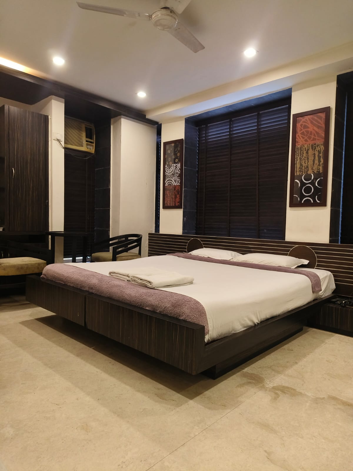 Hotel Victerrace Regency - Tap to explore photos