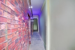 SPOT ON Star Inn, Handia