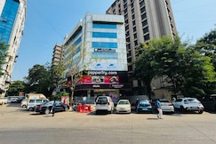 Hotel Cliff Garden, Mumbai
