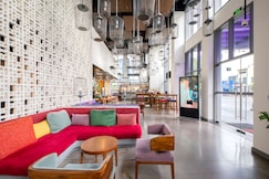 Wink Saigon Centre, Unscripted by Hyatt - 24 Hours stay, Thuan An