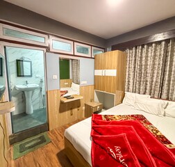 Deluxe Rooms
