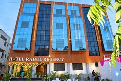 Hotel Rahul Regency, Nevasa