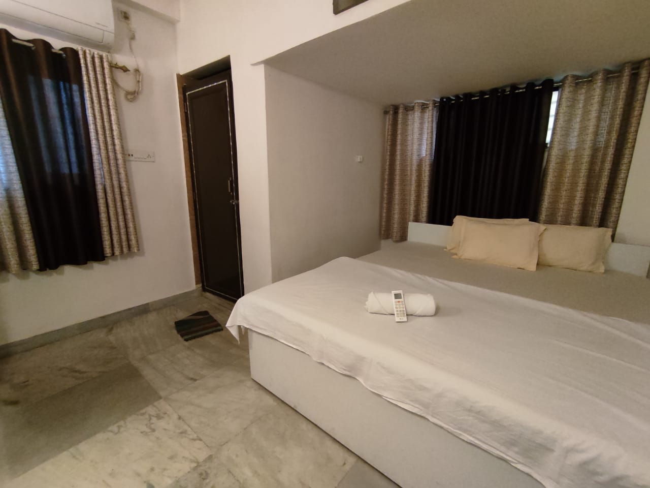 Hope Inn Kolkata - Tap to explore photos