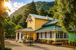 Vikram Vintage Inn, Kaladhungi