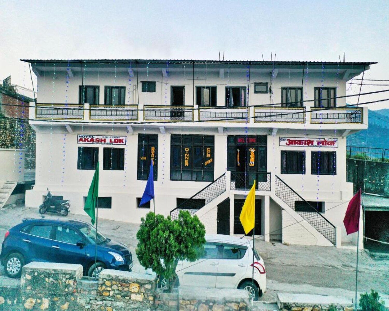 Hotel Akashlok - Tap to explore photos