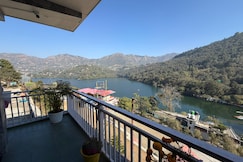 Evergreen Heights Home Stay, Naukuchiatal
