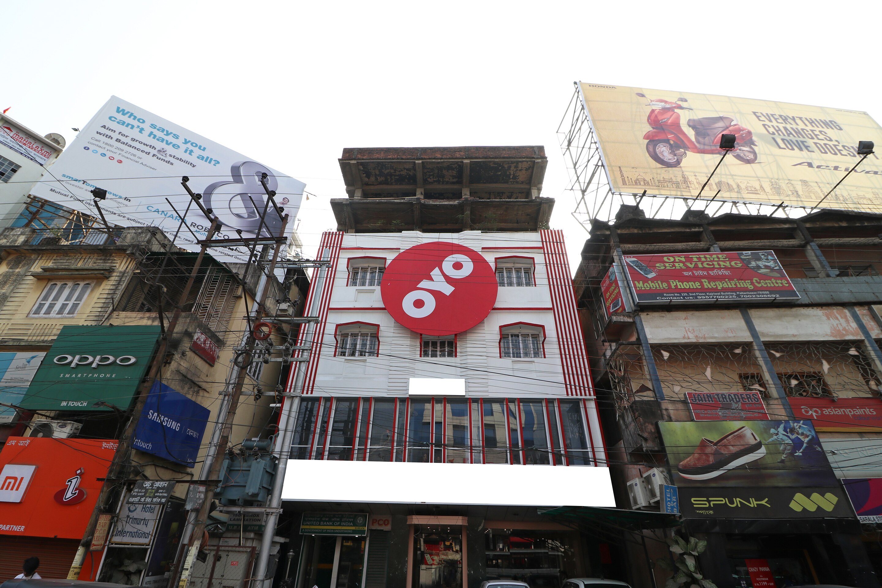 Oyo 7933 Hotel Trimurty International Guwahati Inr 498 Off