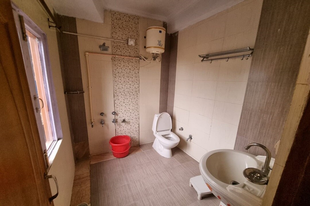 Hotel  Daulat Regency - Tap to explore photos